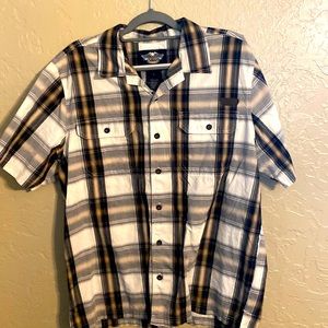 Men’s like new Harley Davidson button down shirt size Large
